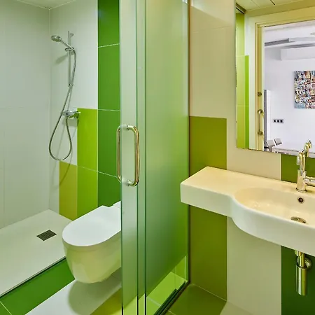 Centremar דירה *